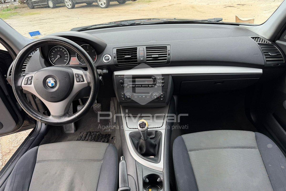 BMW 118d cat 5 porte Attiva