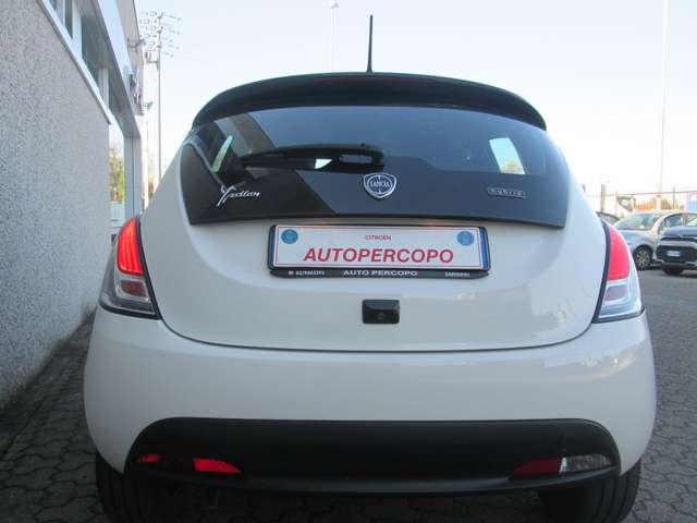 Lancia Ypsilon 1.0 firefly hybrid Gold Neopatentati