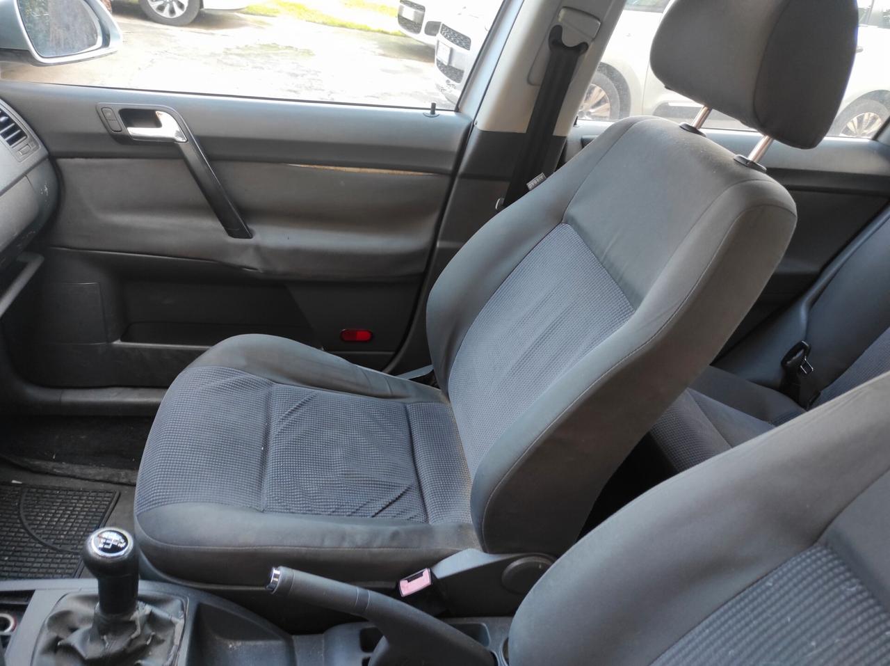 Volkswagen Polo1.4 TDI 70CV ANNO 2006