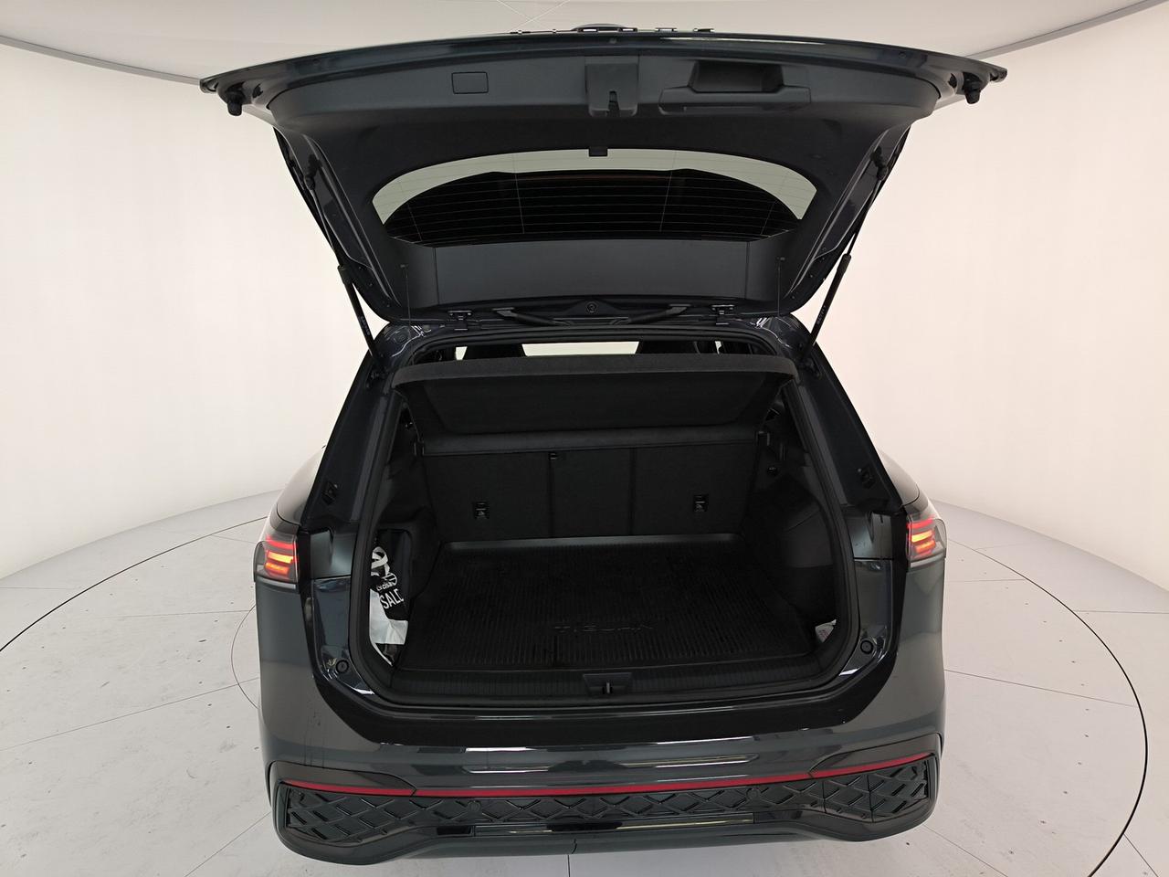 Volkswagen Tiguan 2.0 tdi r-line 150cv dsg