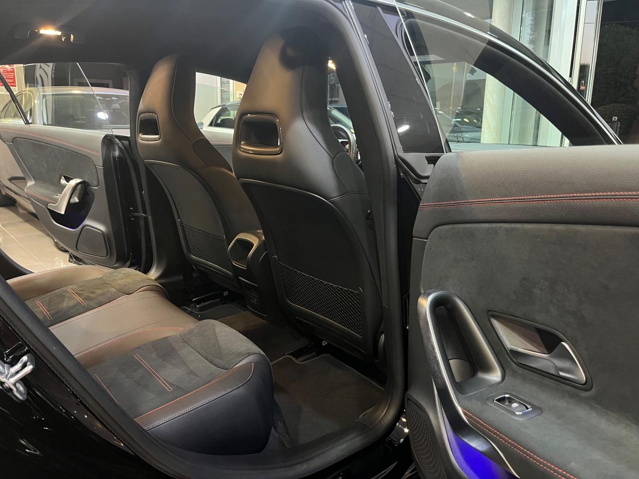 Mercedes CLA 200 d Automatic Premium 12.000 KM