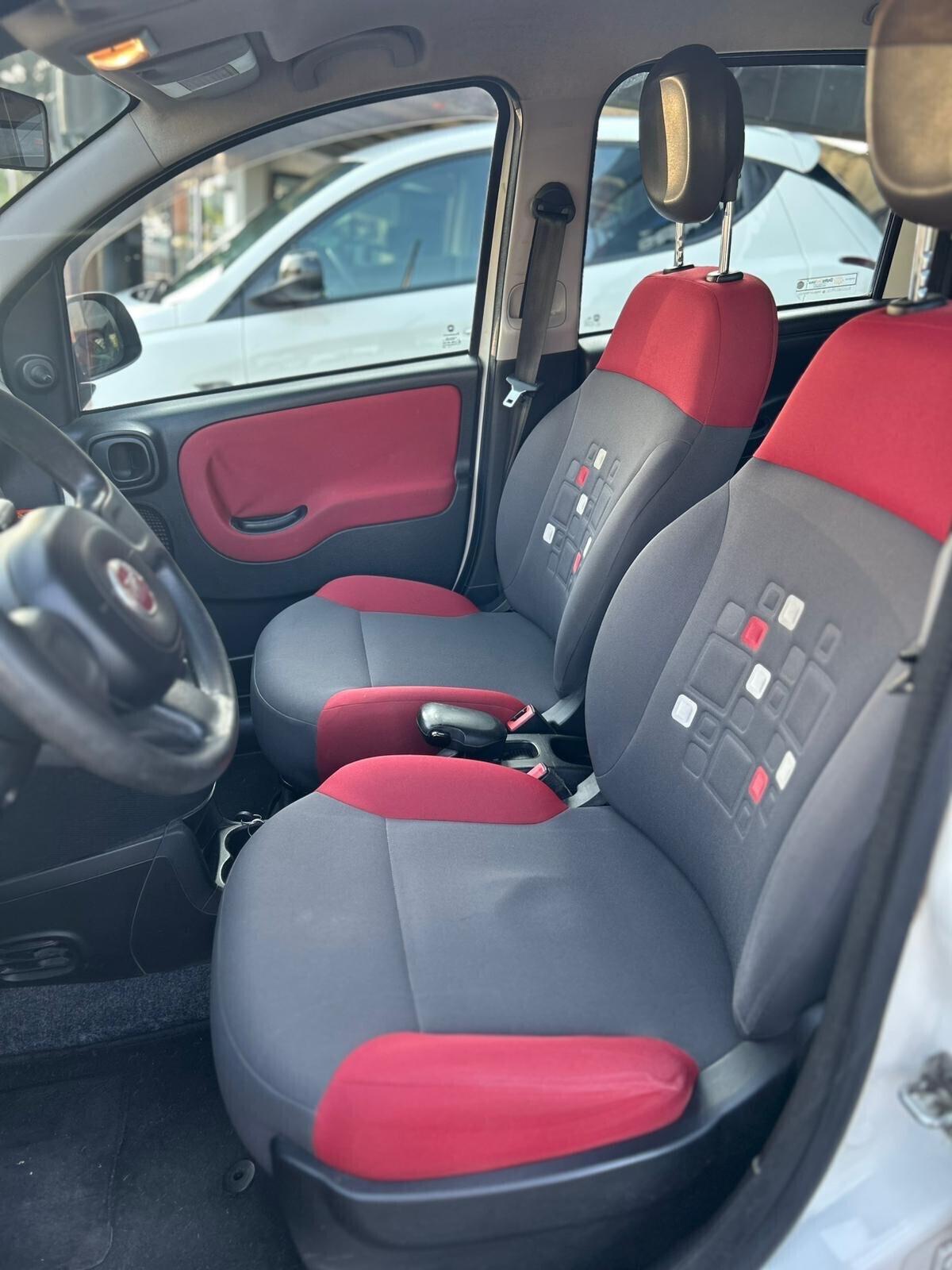 Fiat Panda 0.9 TwinAir Turbo Natural Power Lounge