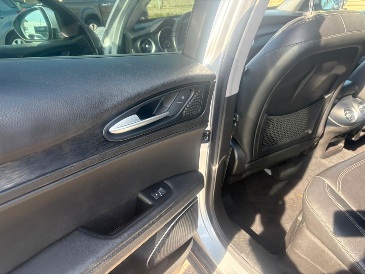 Alfa Romeo Stelvio 2.2 Turbodiesel 190 CV AT8 Q4 Super