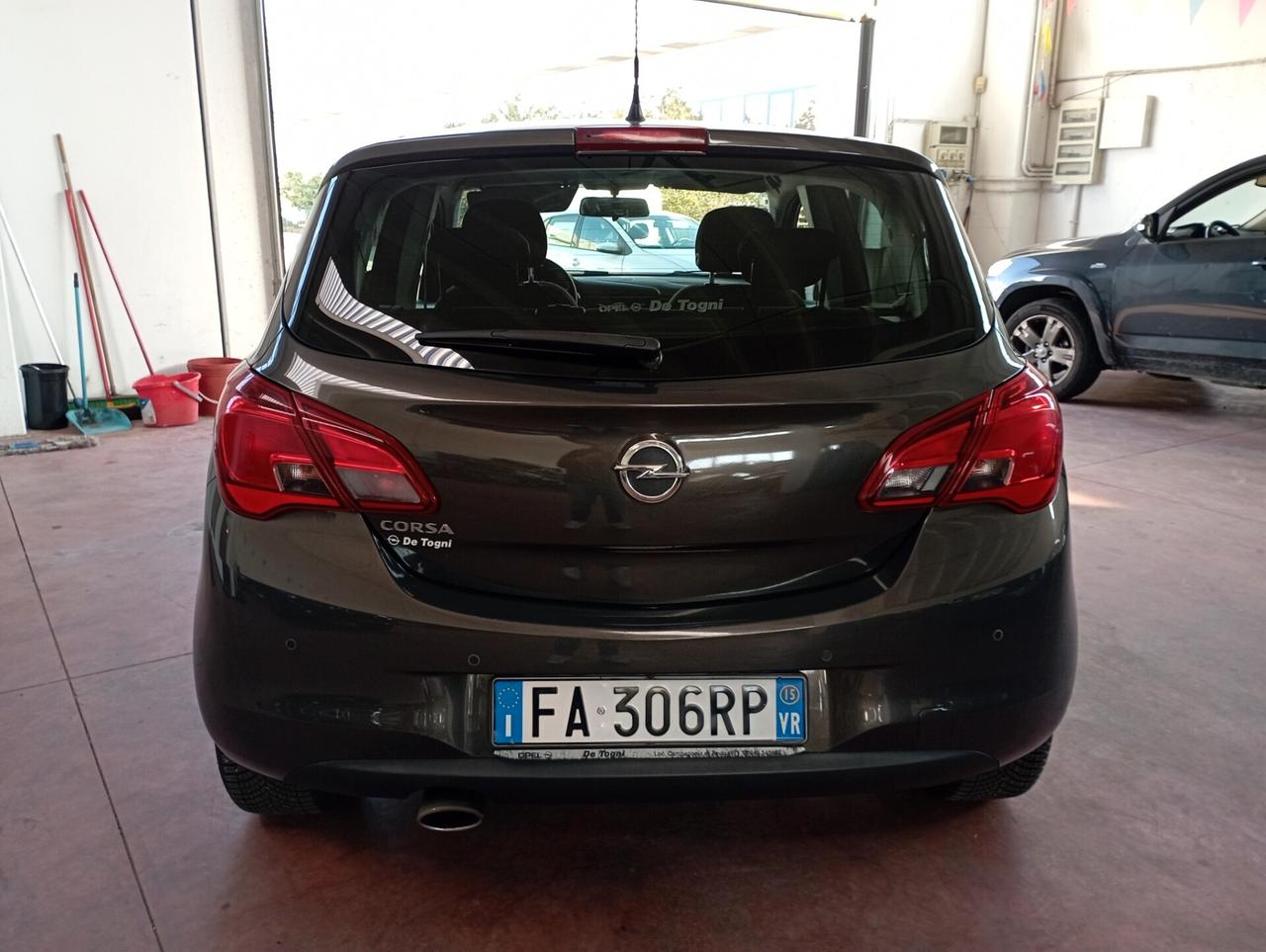 Opel Corsa 1.4 90CV GPL NEOPATENTATI OK