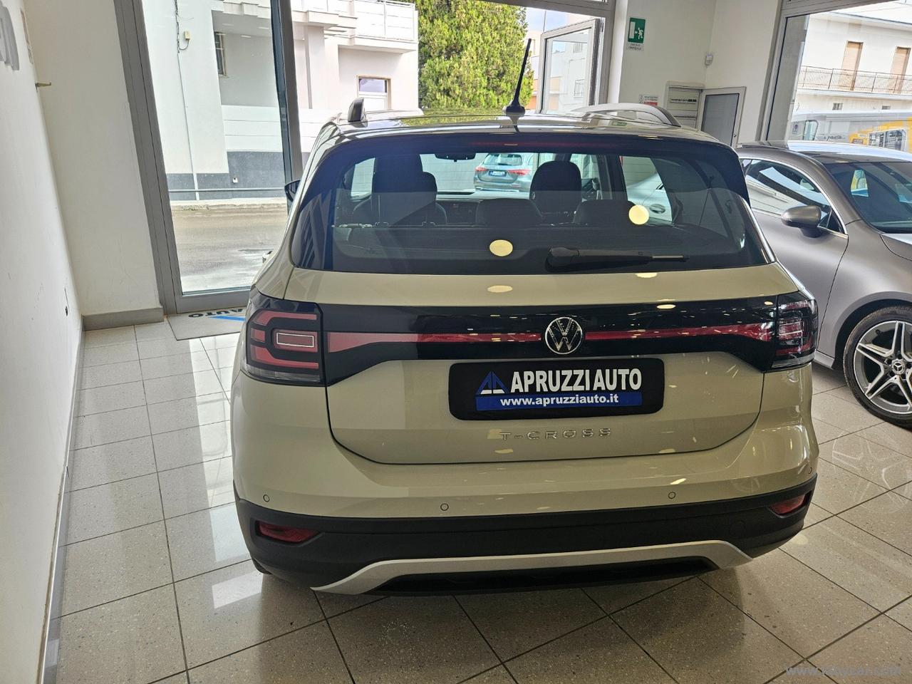 VOLKSWAGEN T-Cross 1.0 TSI Life