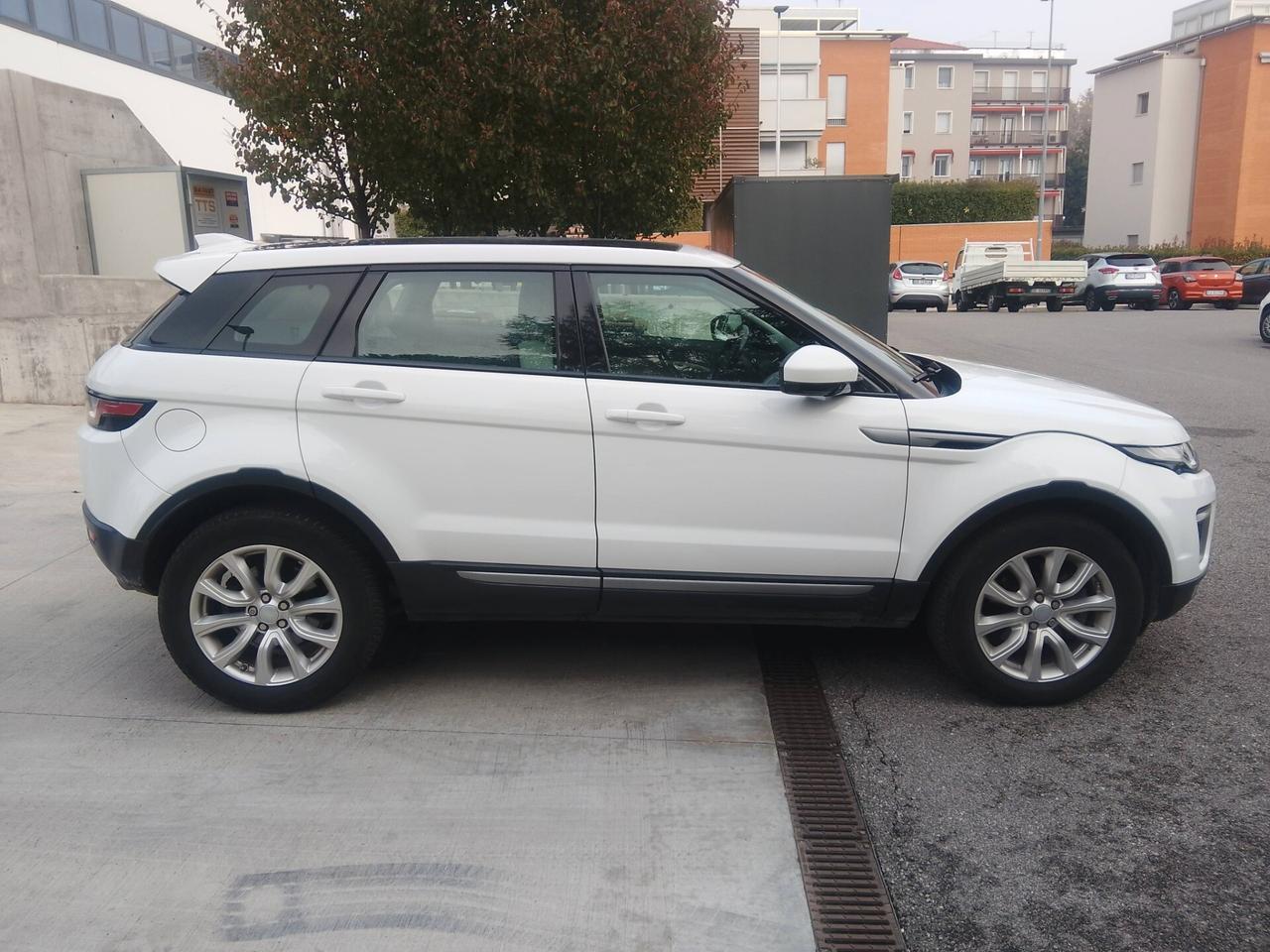 Land Rover Range Evoque 2.0 TD4 150 CV 5p. SE