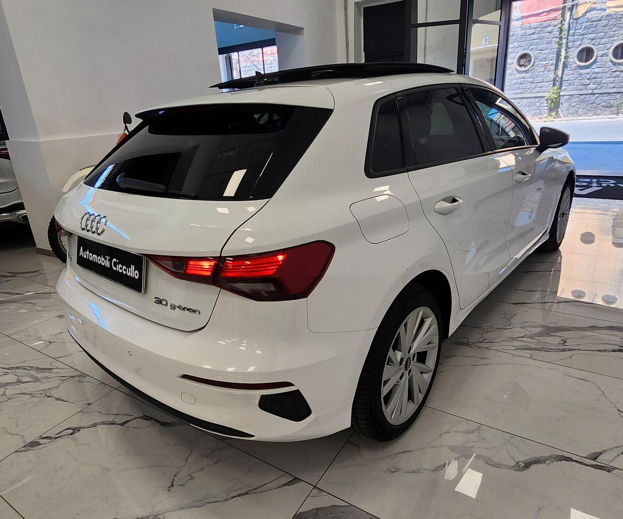 Audi A3 Sedan 30 TFSI S line edition