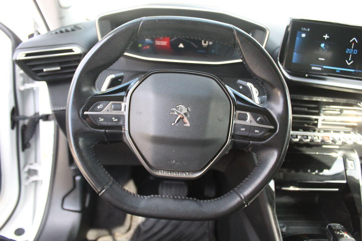 PEUGEOT - 2008 - BlueHDi 130 S&S EAT8 GT Pack