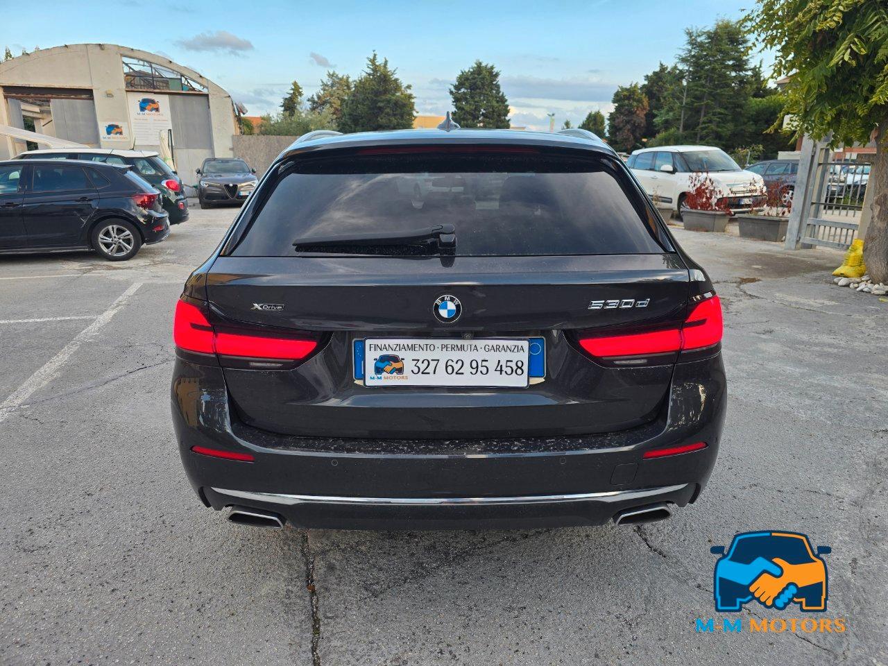 BMW 530 d Touring mhev 48V xdrive Luxury auto