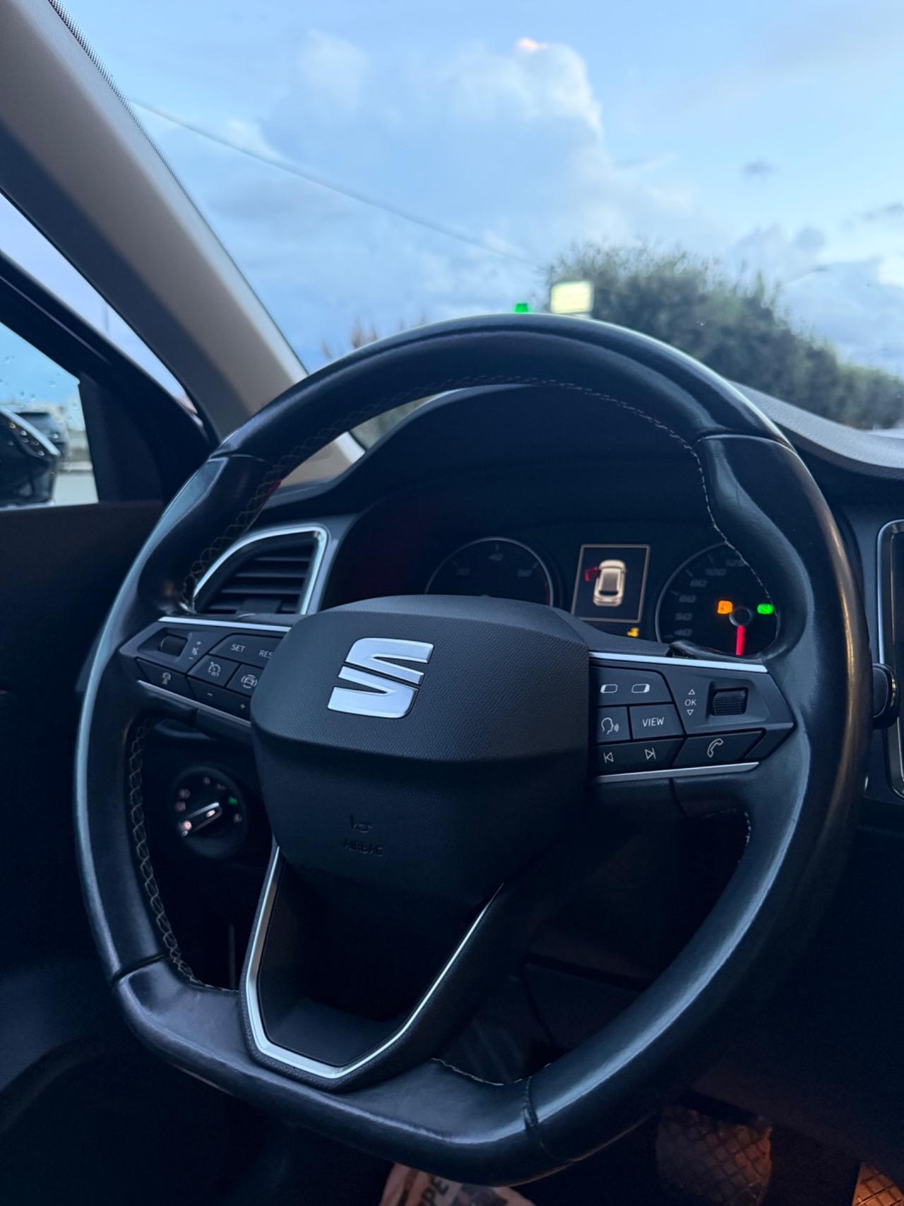 Seat Ateca 2.0 tdi Business CAMBIO DSG ,NAVI,TELECAMERA,APPLE CARPLAY,FULL LED,KM CERTIFICATI