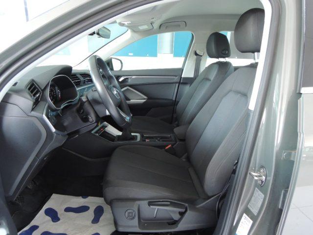 AUDI Q3 35 TDI Business Advanced