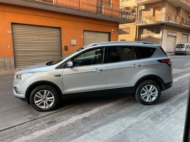 Ford Kuga 2.0 TDCI 120 CV Powershift Business Plus