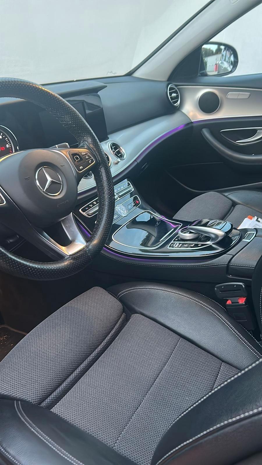 Mercedes-benz E 220 200 BlueTEC Premium