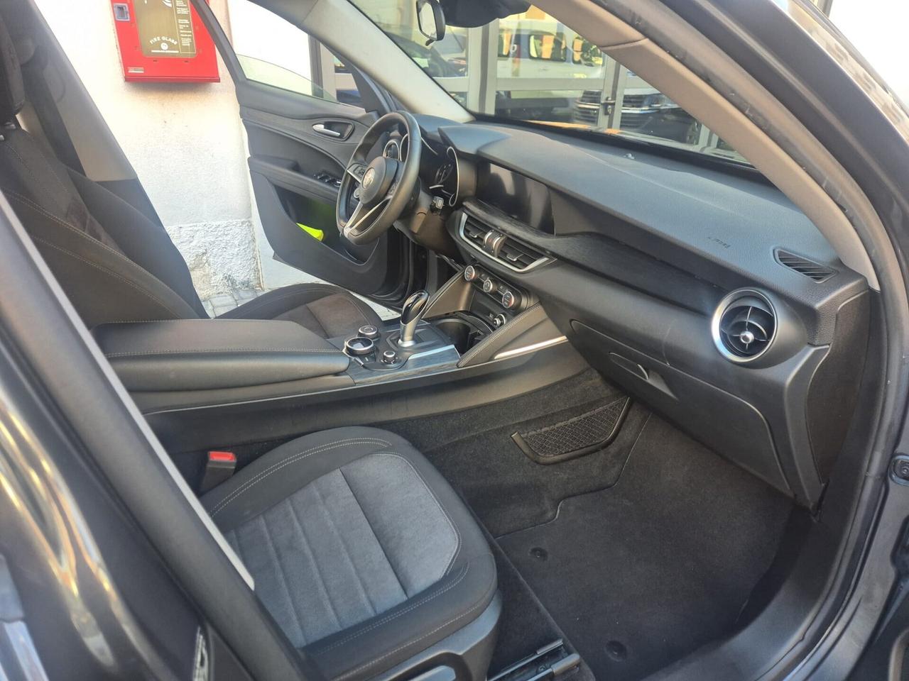 Alfa Romeo Stelvio 2.2 Turbodiesel 190 CV AT8 Q4 E