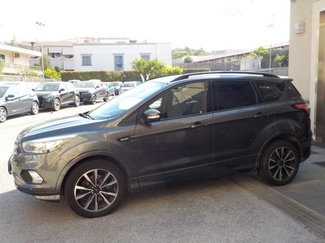FORD Kuga 1.5 TDCI 120 CV S&S 2WD ST-Line