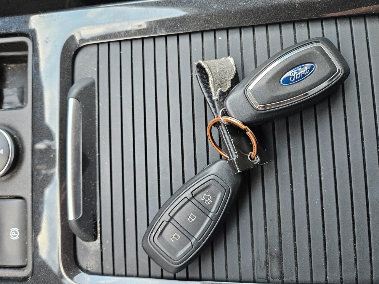 Ford Kuga 1.5 TDCI 120 CV S&S 2WD Powershift Edition