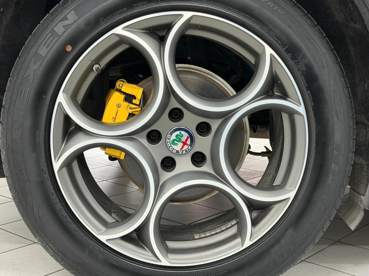 Alfa Romeo Stelvio 2.2 TD 160 CV EXECUTIVE TETTO PELLE 19" RETROCAMERA