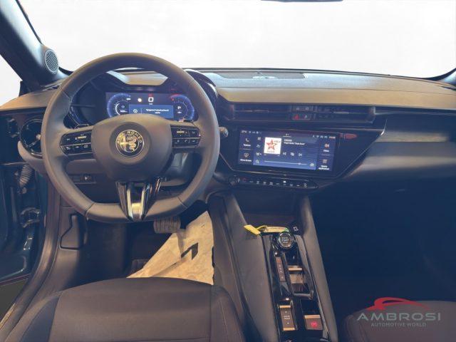 ALFA ROMEO Junior 1.2 ibrida 145cv edct6