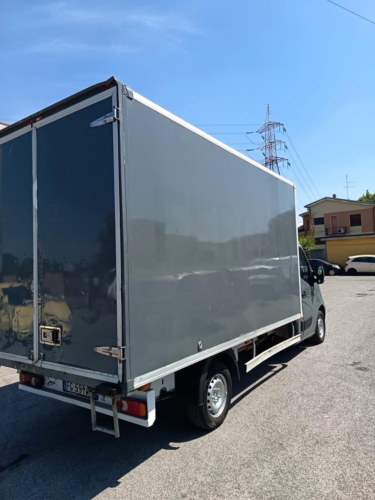 Renault Master T35 2.3 dCi/125 TPCassone euro 6