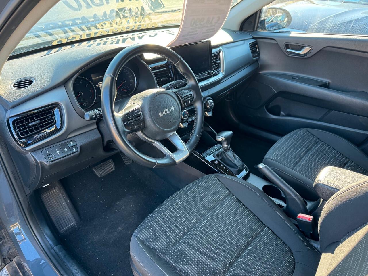 Kia Stonic 1.0cc T-GDi 120cv MHEV DCT Style