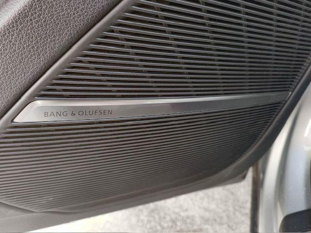 AUDI SQ8 TDI quattro tiptronic