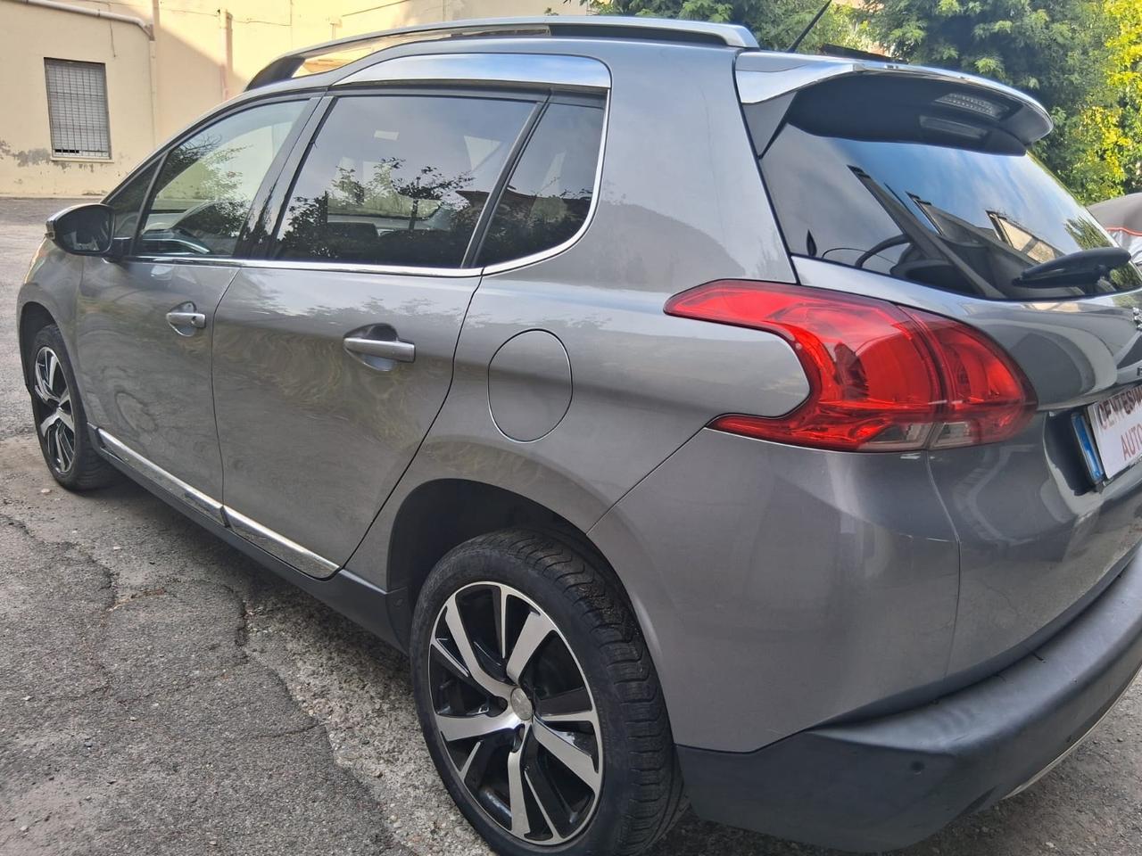 Peugeot 2008 1.6 e-HDi 92 CV Stop&Start Urban Cross