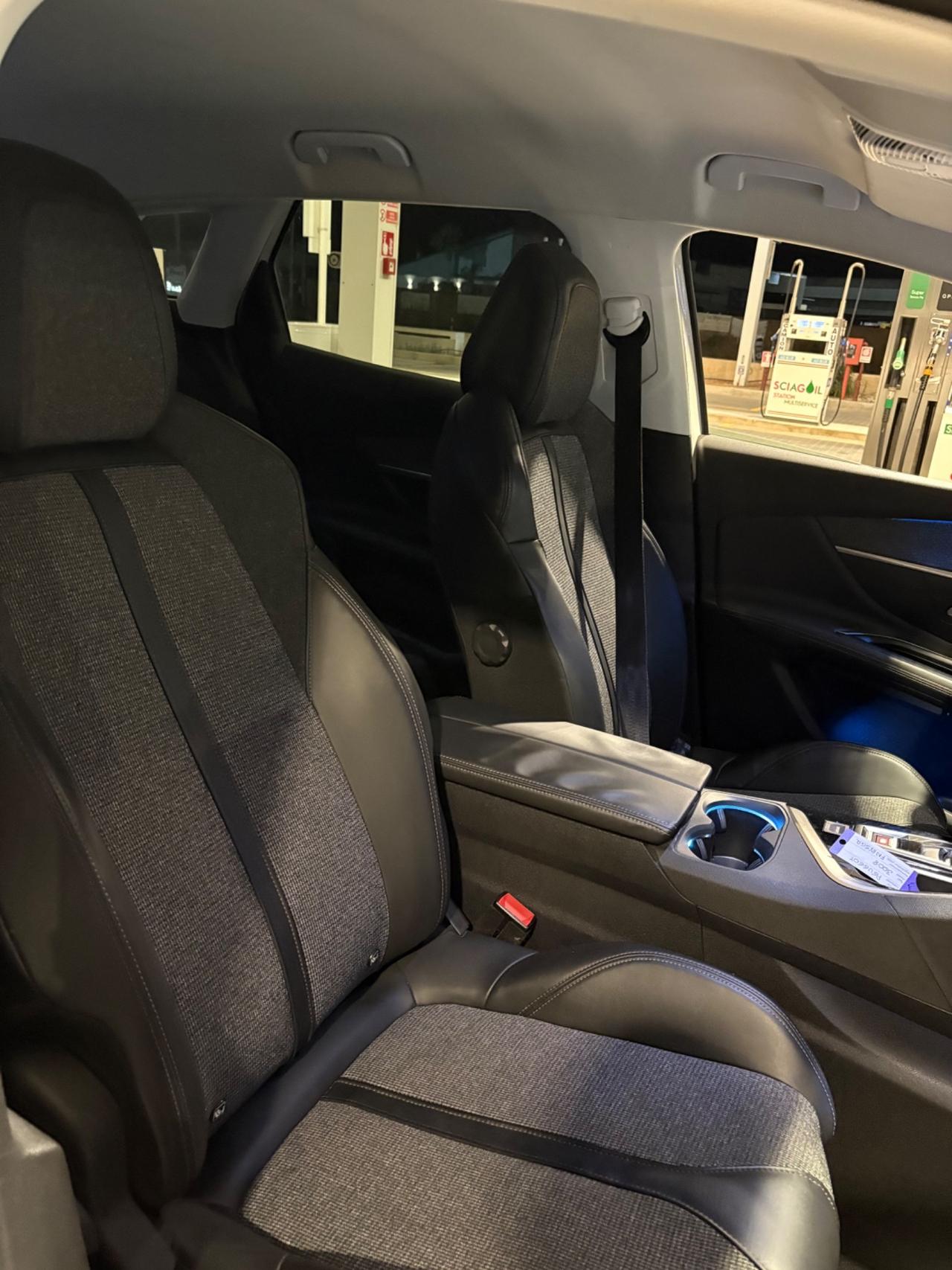 Peugeot 3008 BlueHDi 120 S&S EAT6 Allure