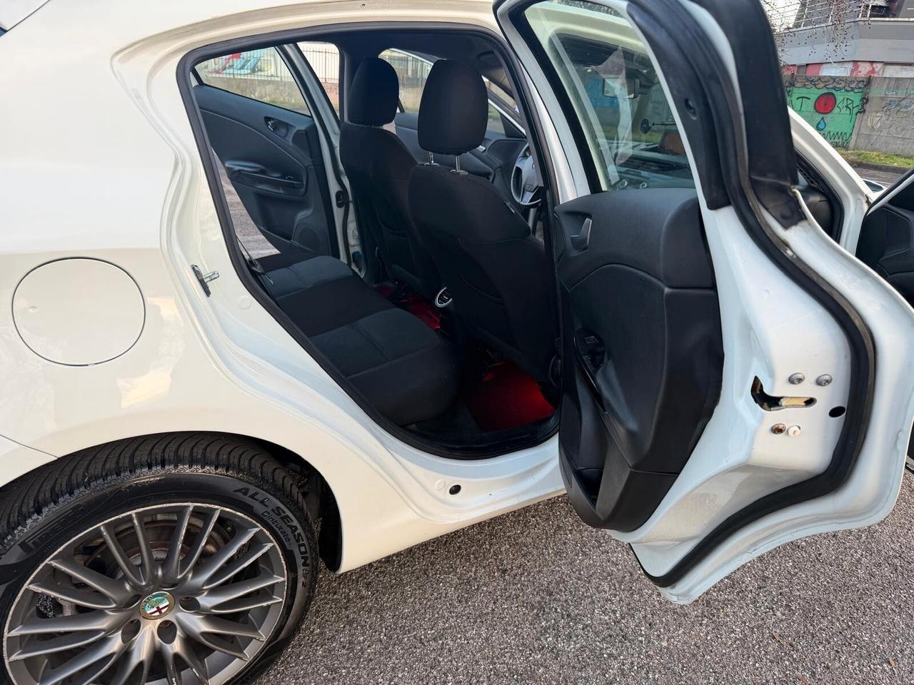 Alfa Romeo Giulietta 2.0 JTDm-2 140 CV Exclusive