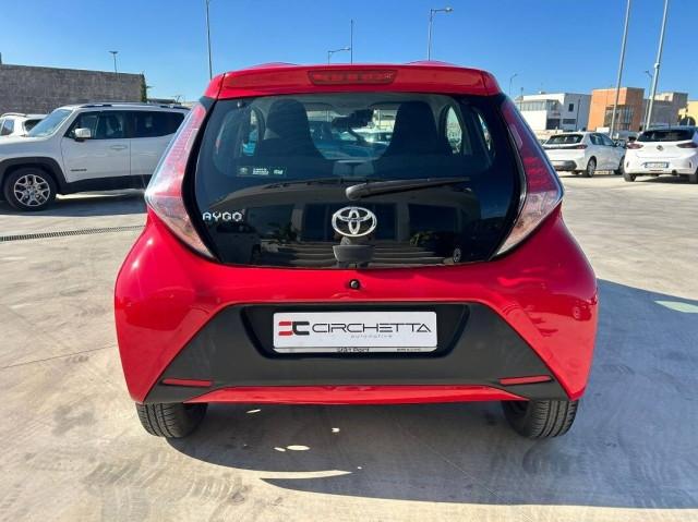 Toyota Aygo 1.0 x-business 5p