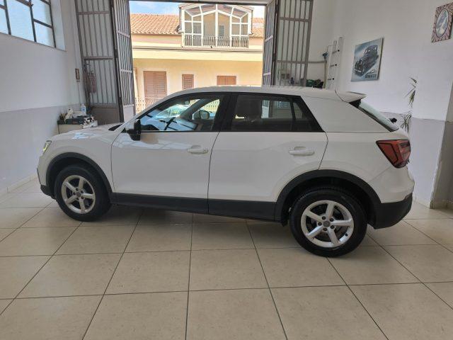 AUDI Q2 30 TDI Business Sport
