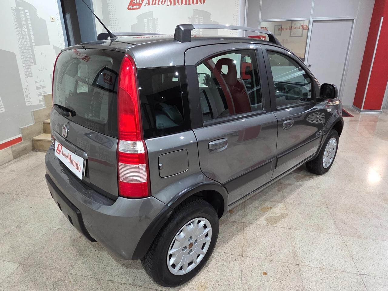 Fiat Panda 1.3 MJT 16V DPF 4x4 Climbing