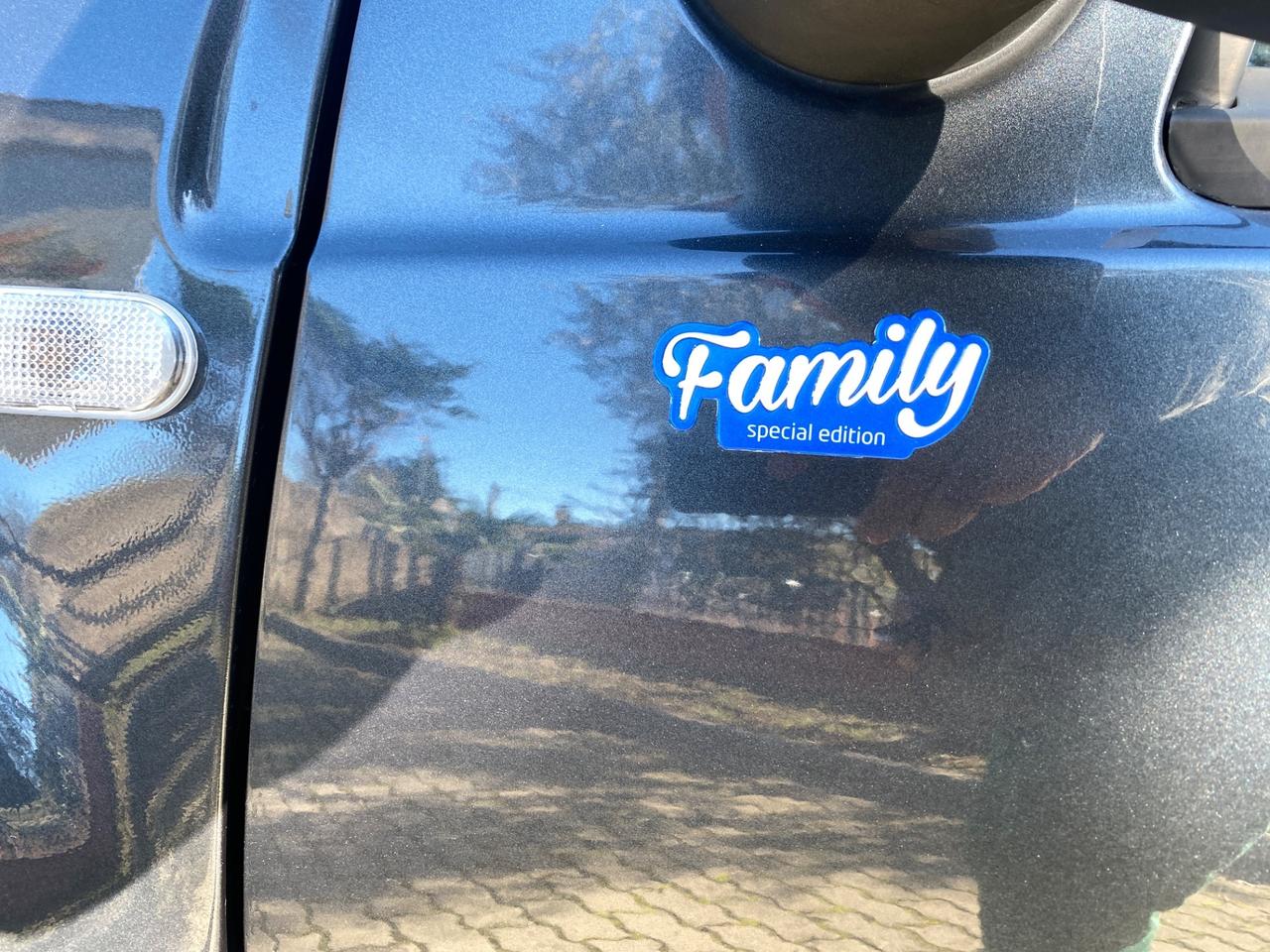 Dacia Duster 1.5 dCi 110CV 4x4 INSERIBILE E DISINSERIBILE ---KM CERTIFICATI DACIA