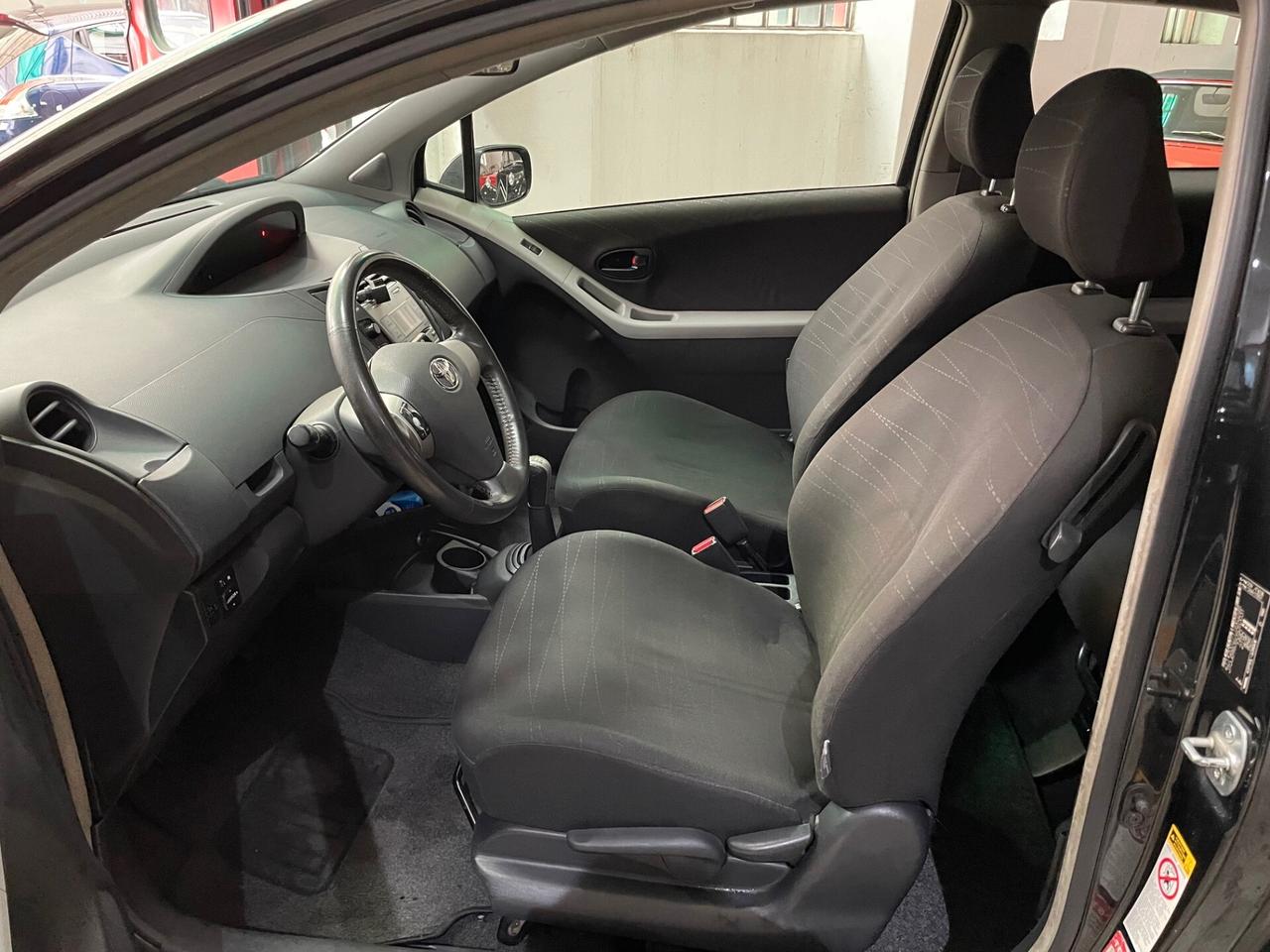 Toyota Yaris 1.0 3 porte PER NEO-PATENTATI!!!