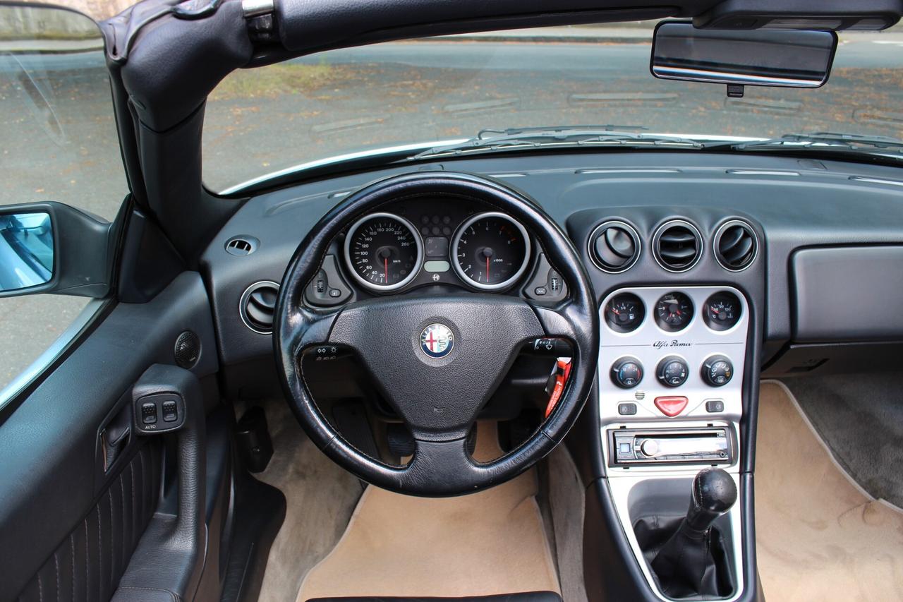 Alfa Romeo GTV Spider 2.0i 16V Twin Spark cat L