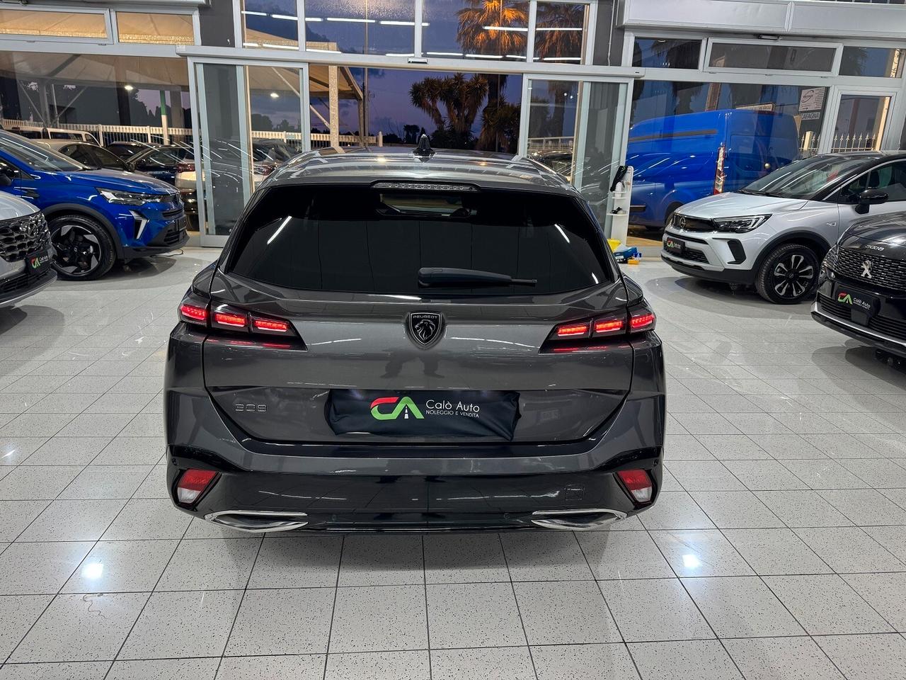 308 HDi 130cv EAT8 Allure Pack SUPER BELLA