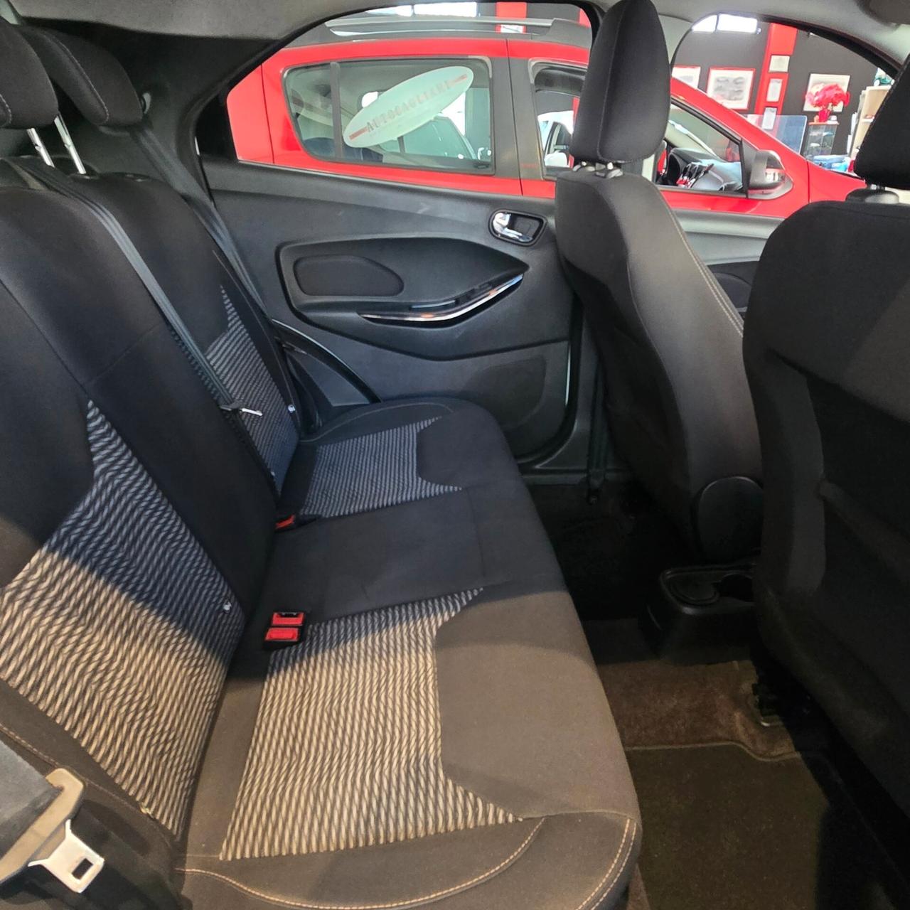 65.000 km - Ford Ka 1.2 85 CV Start&Stop Ultimate