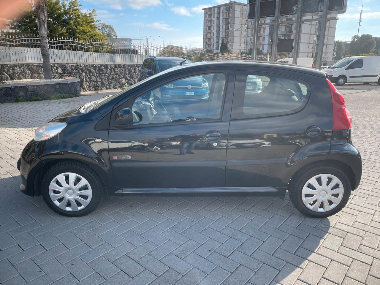 Peugeot 107 1.0 68CV 5p. Sweet Years