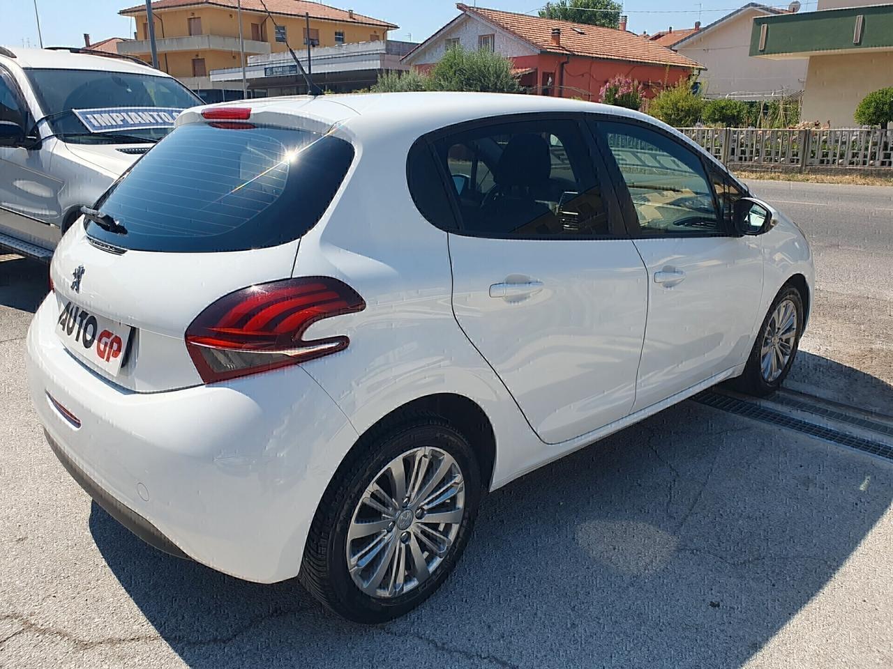 Peugeot 208 BlueHDi 75cv Active Neopatentati 2017