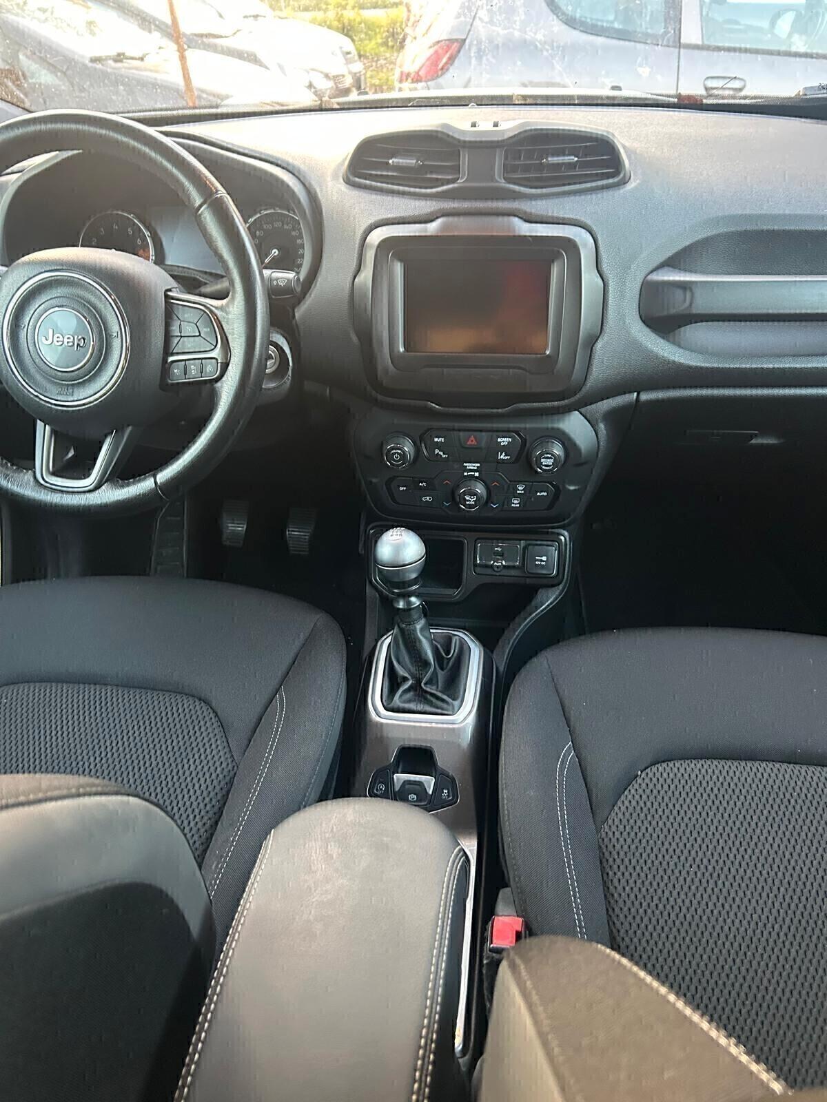 Jeep Renegade 1.4 MultiAir Limited OK Neo patentati
