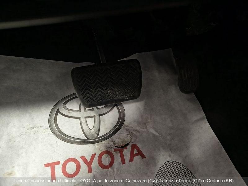 Toyota Yaris 1.5 Hybrid 5 porte Trend