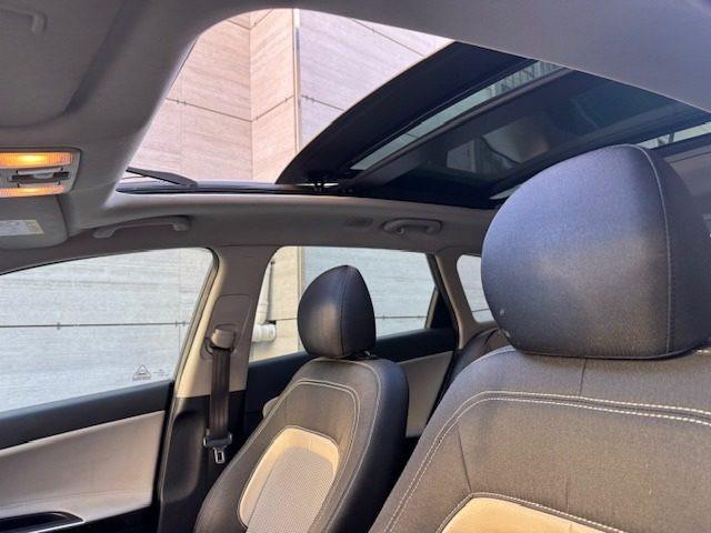 KIA cee'd 1.6 CRDi 128 CV aut. SW Cool TETTO PANORAMICO