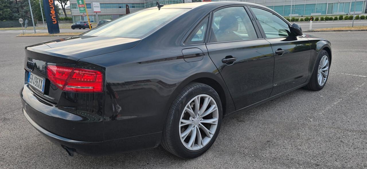 Audi A8 3.0 TDI 250 CV quattro tiptronic
