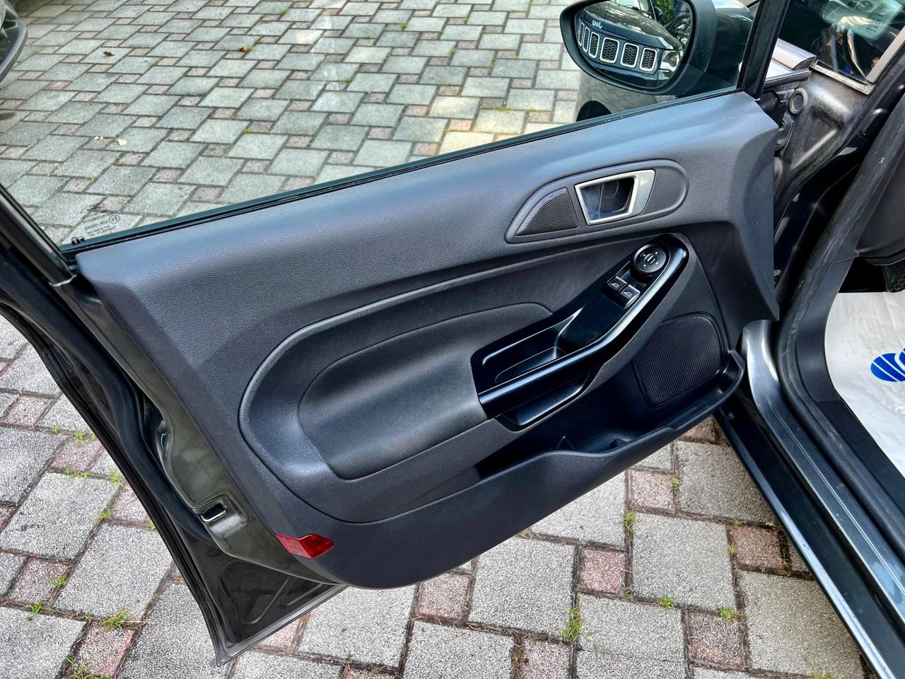 Ford Fiesta 1.4 5 porte Bz.- GPL Business