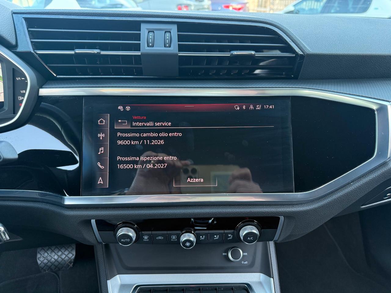 Audi Q3 35 TDI S tronic Business