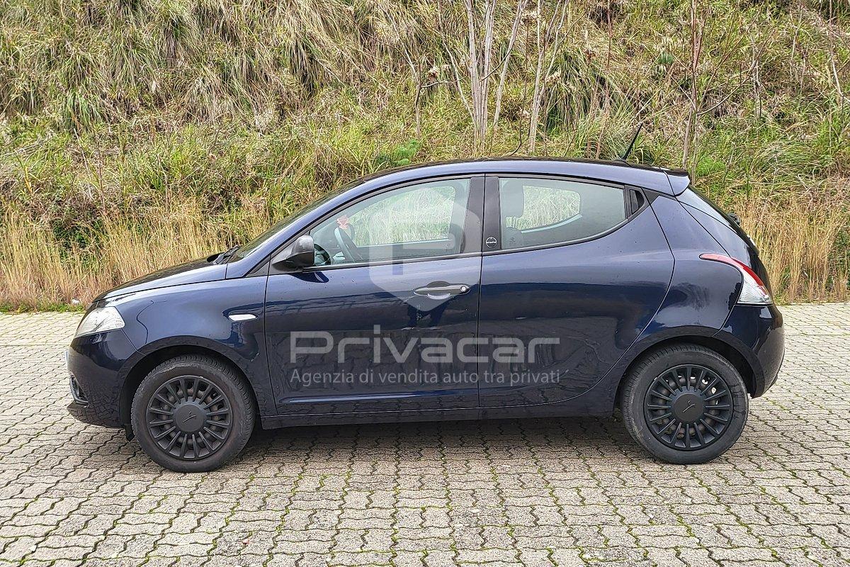 LANCIA Ypsilon 1.0 FireFly 5 porte S&S Hybrid Ecochic Gold