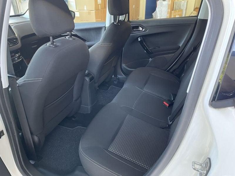 Peugeot 208 Allure BlueHDi 75cv