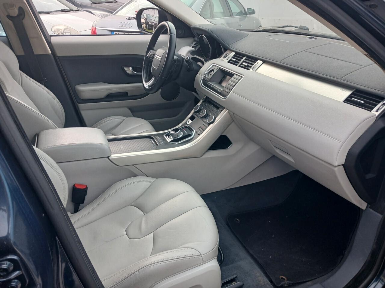 Land Rover Range Evoque 2.2 TD4 5p. Dynamic