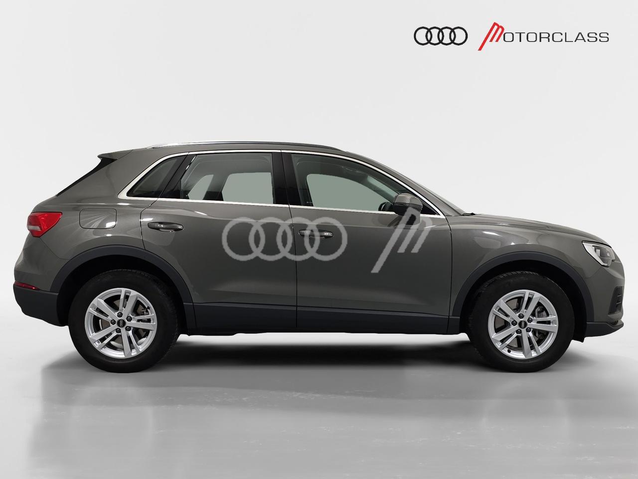 Audi Q3 45 1.4 tfsi e business s tronic