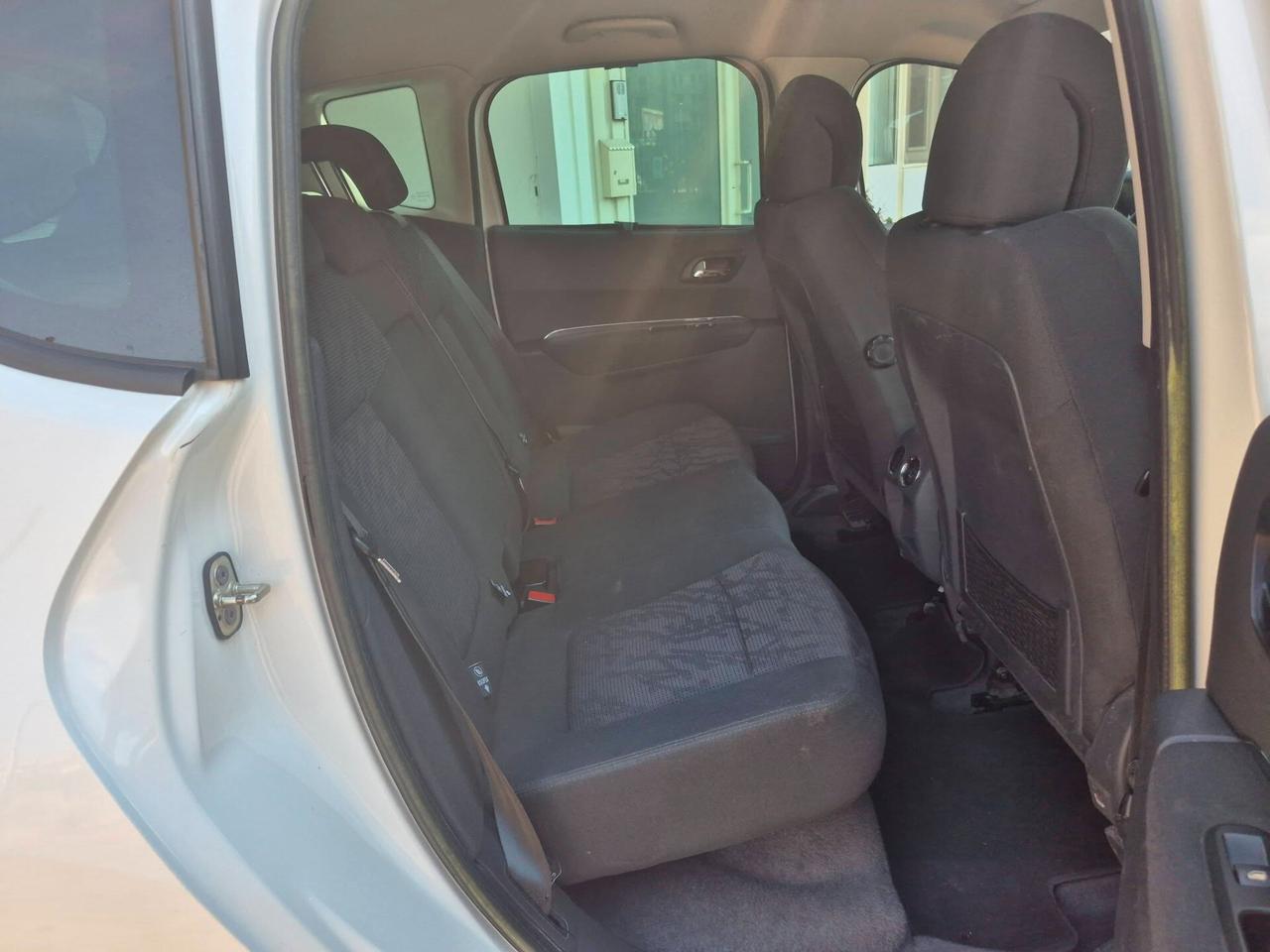 Peugeot 3008 1.6 HDi 112CV Business