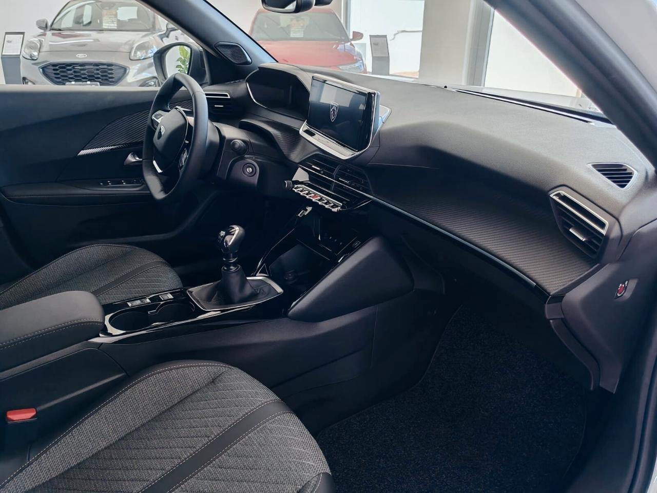 Peugeot 2008 1.2 100cv Allure KM ZERO 2025